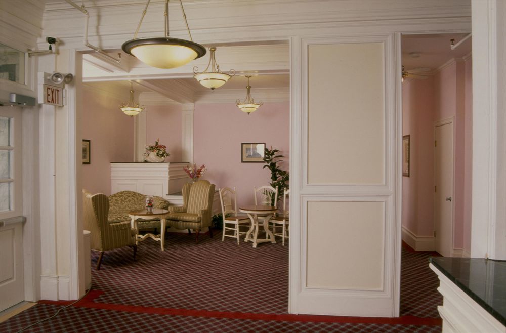 Hotel Grant 2*